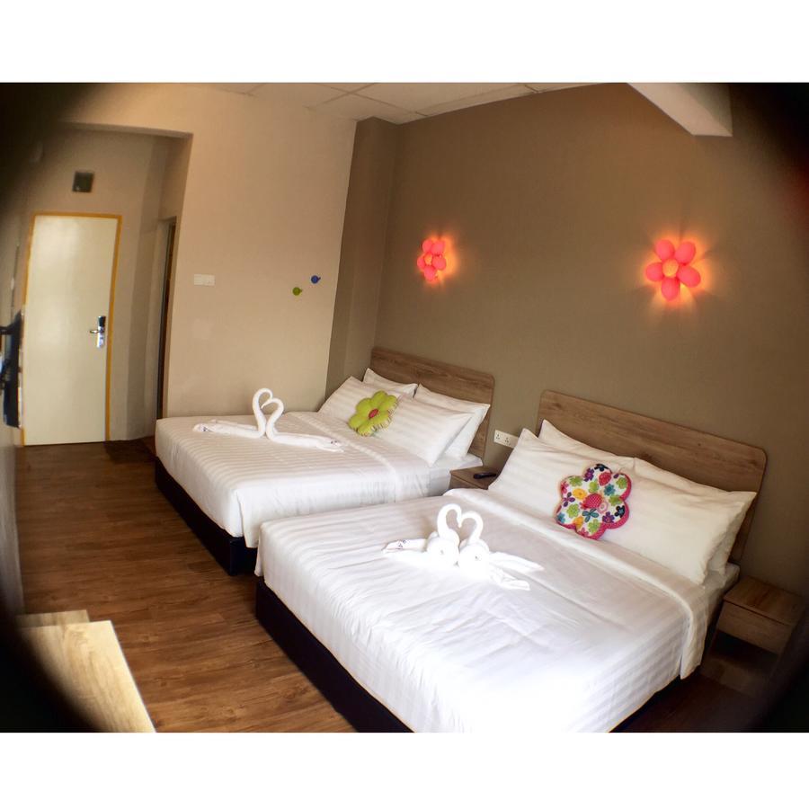 Hotel Flora Plus Cameron Highlands Buitenkant foto